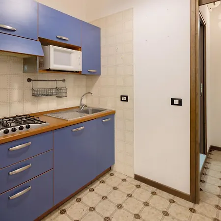 Lira Con Giardino Bibione