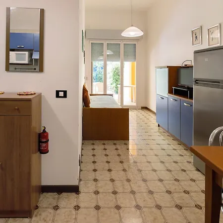 Lira Con Giardino Διαμέρισμα *