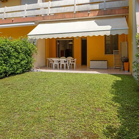 Lira Con Giardino Διαμέρισμα Μπιμπιόνε