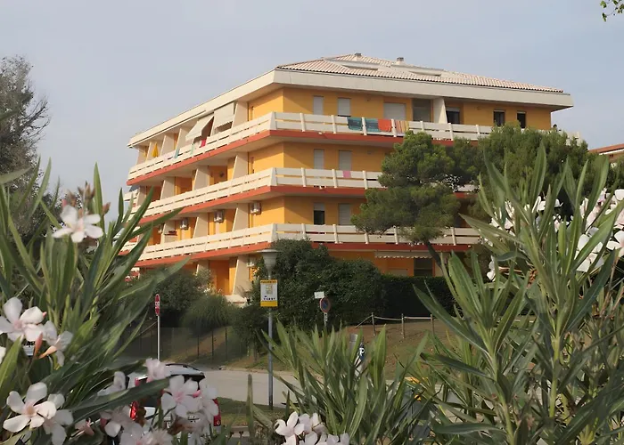 Apartament Lira Con Giardino