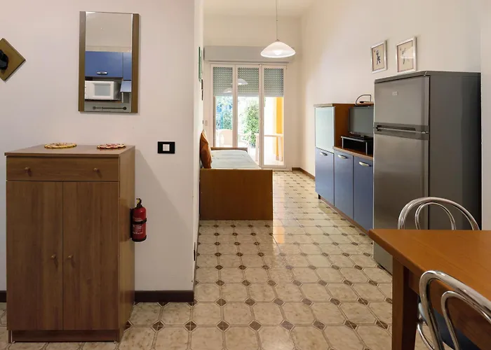 Lira Con Giardino Apartament *